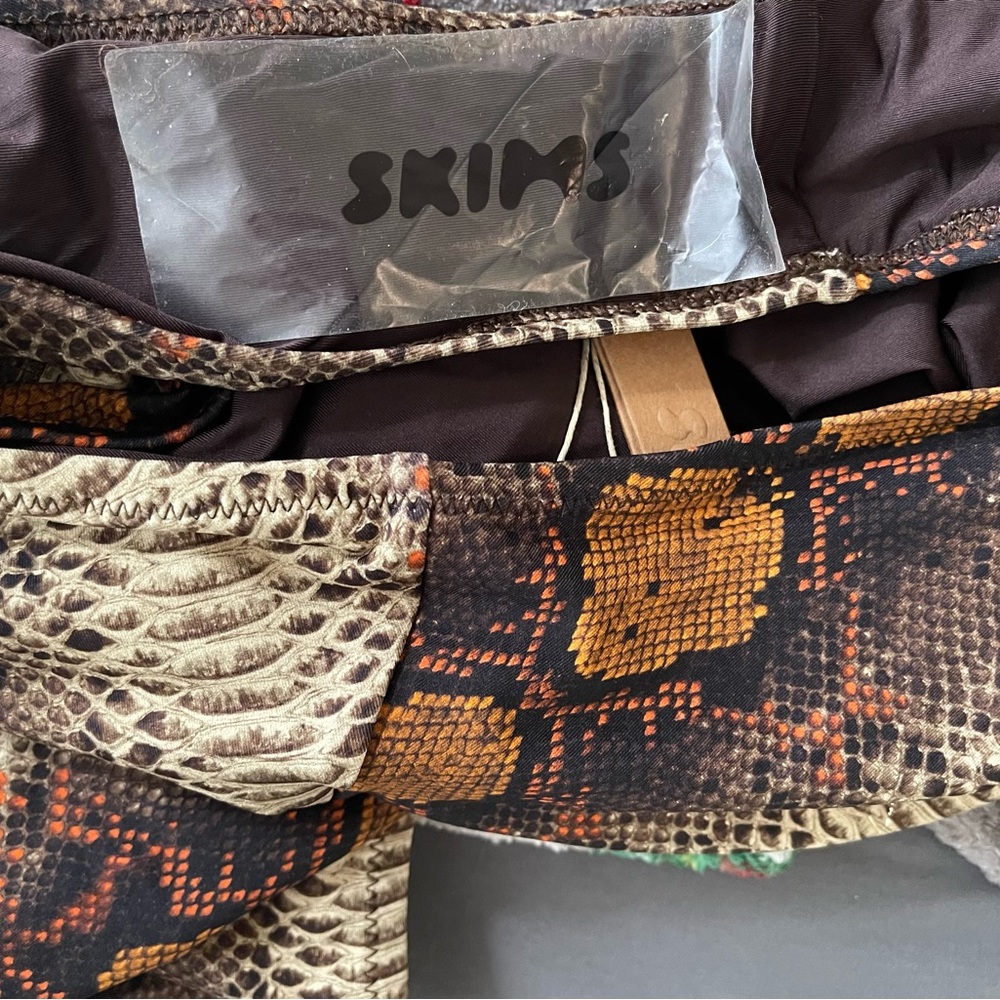 SKIMS Brown and Orange Snakeskin Bodysuit - Picture 5 of 5